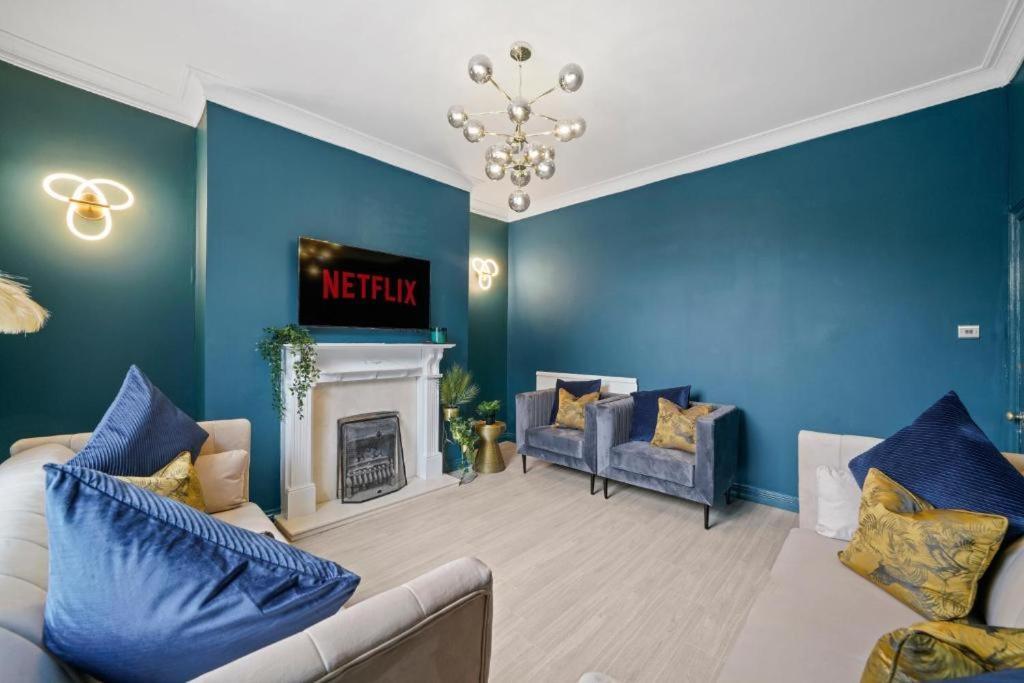 Deluxe 5 Bed In Central Whitby - Parking - Hot Tub ภายนอก รูปภาพ