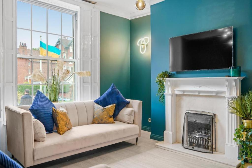 Deluxe 5 Bed In Central Whitby - Parking - Hot Tub ภายนอก รูปภาพ