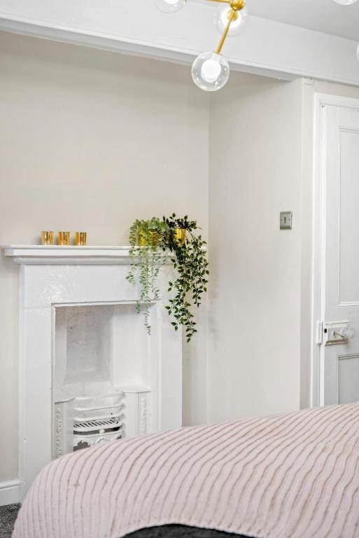 Deluxe 5 Bed In Central Whitby - Parking - Hot Tub ภายนอก รูปภาพ