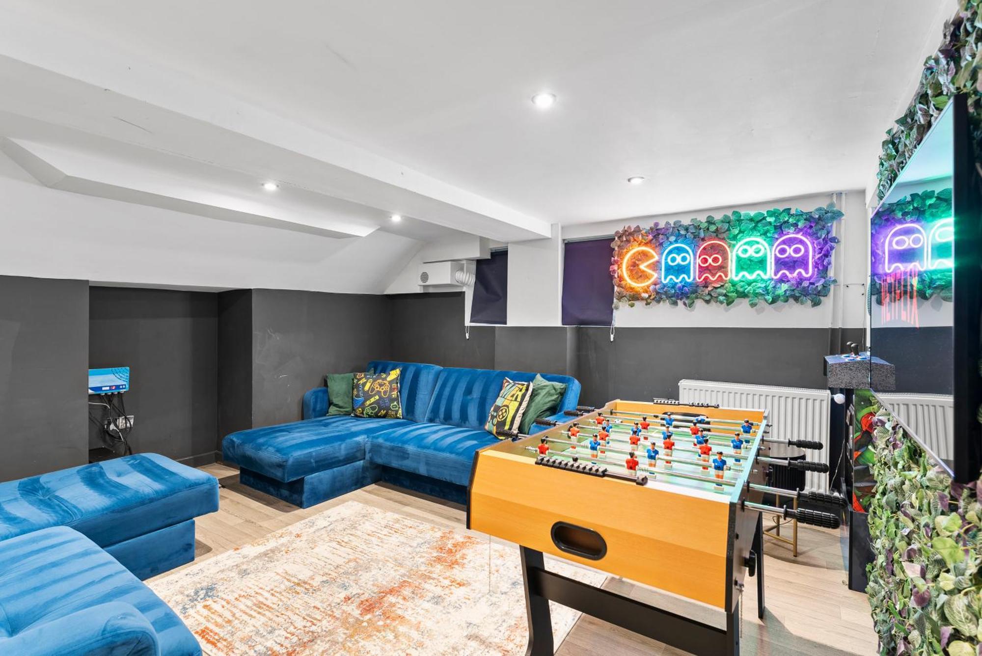 Deluxe 5 Bed In Central Whitby - Parking - Hot Tub ภายนอก รูปภาพ